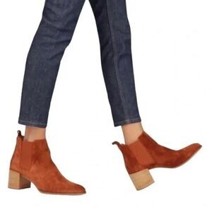 Everlane The Heel in Rust Suede Ankle Boots Women sz 8